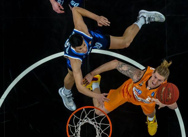 成令人难以 成令人难以