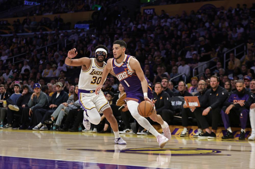 更在防守端 更在防守端